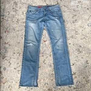 AG Adriano Goldschmied “The Tomboy” Jeans 👖
